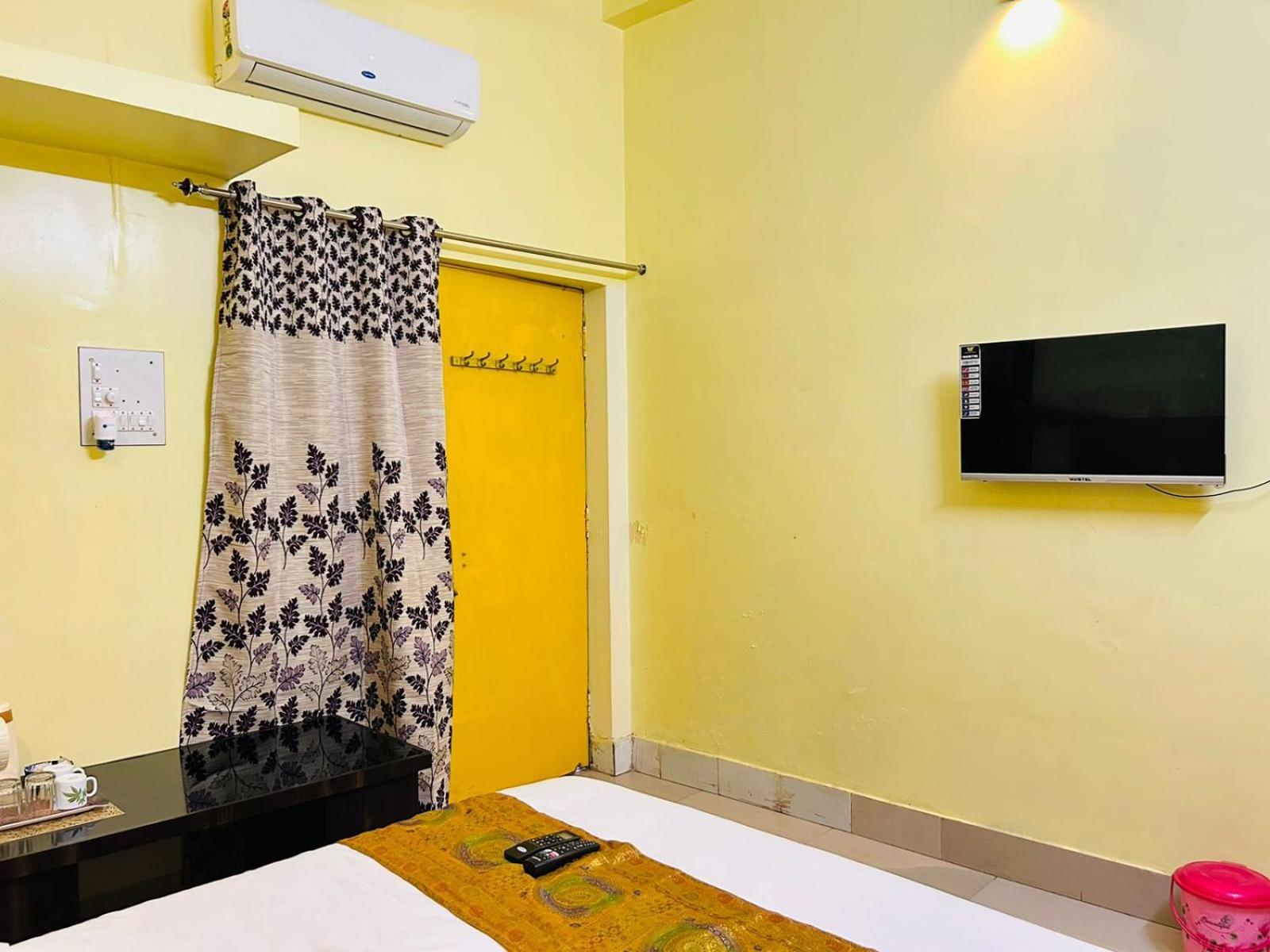 Shankar Vilaas -A Boutique Stay Forigners Choice Near Ghats And Temples Варанаси Екстериор снимка