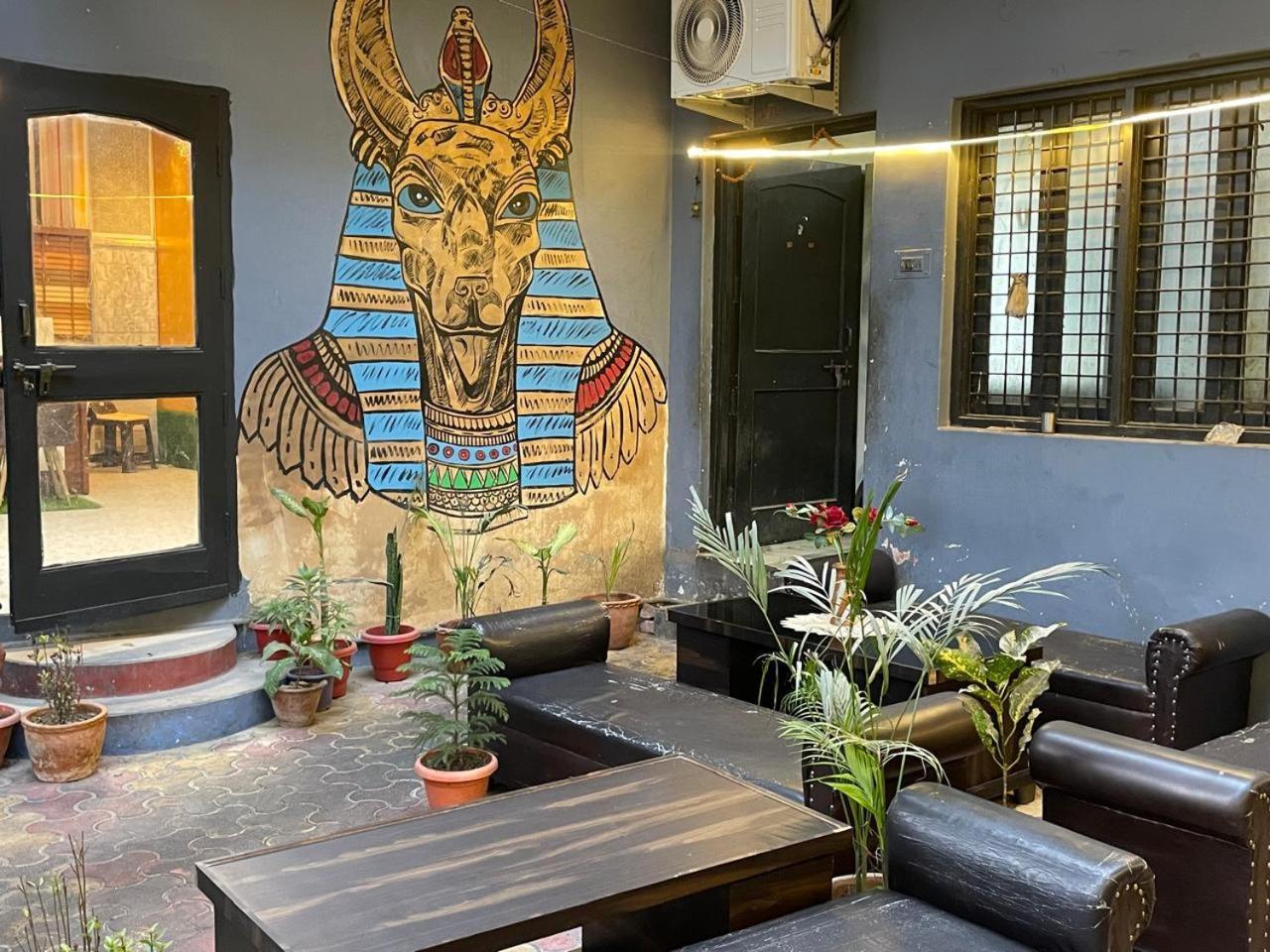 Shankar Vilaas -A Boutique Stay Forigners Choice Near Ghats And Temples Варанаси Екстериор снимка